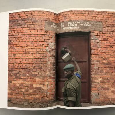 Carl De Keyzer: Congo (Belge) - Bookshop Anzenberger Gallery
