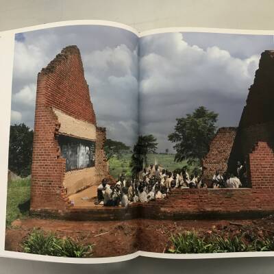 Carl De Keyzer: Congo (Belge) - Bookshop Anzenberger Gallery