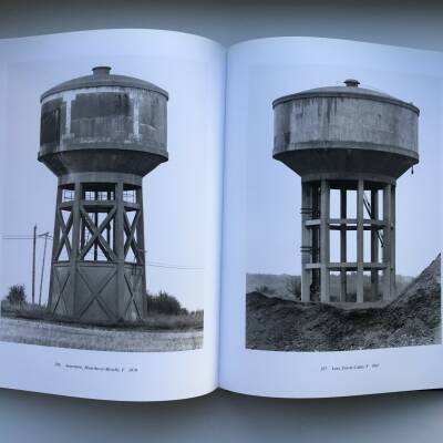 Bernd & Hilla Becher: Wassertürme - Bookshop Anzenberger Gallery