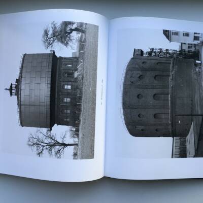 Bernd & Hilla Becher: Wassertürme - Bookshop Anzenberger Gallery